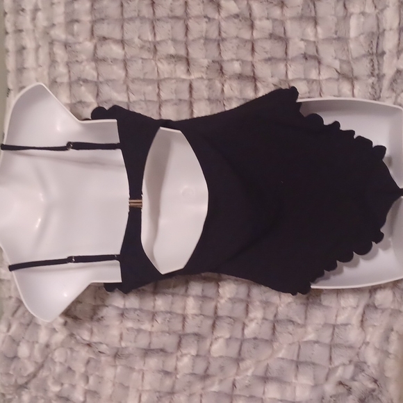⬇️LAST PRICE DROP TODAY ONLY NWT BEAUTIFUL SWIMSUIT 🩱 - Picture 4 of 6